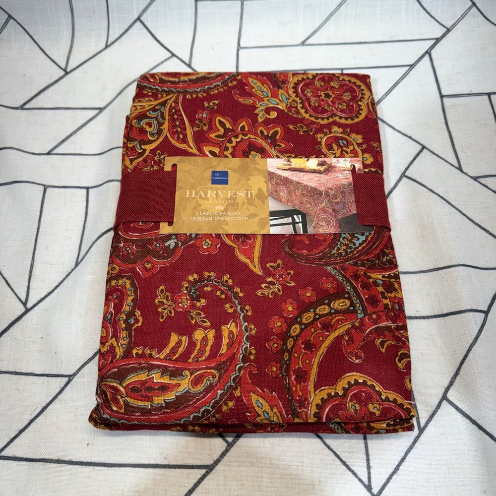 Croft & Barrow Tablecloth 60x102 Red Paisley Harvest Season Oblong NEW